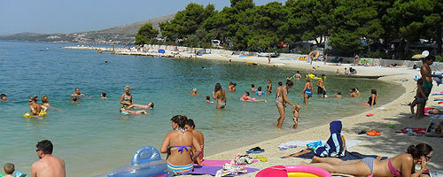 Trogir strandjai: a Ciovo sziget és a könyék tengerpartjai