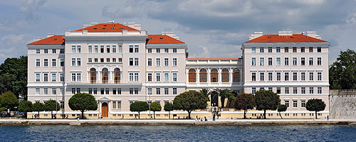 Zadar történelmi látnivalói: várfalak, templomok, érdekességek
