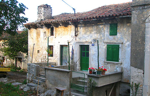 Lakott házak Krsanban