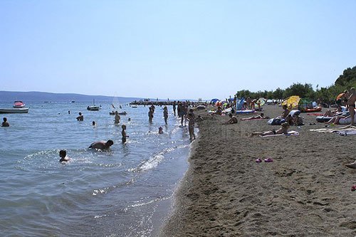 Omis másik híres strandja a Ducei strand